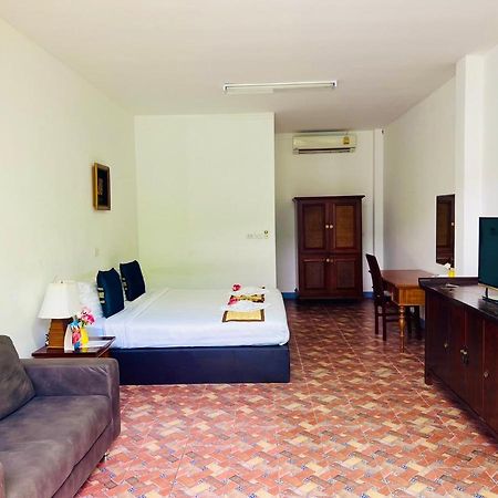 Bora Bora Villa Phuket Chalong Buitenkant foto