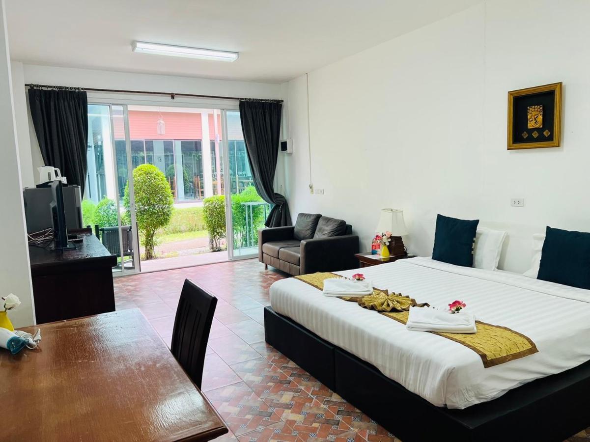 Bora Bora Villa Phuket Chalong Buitenkant foto